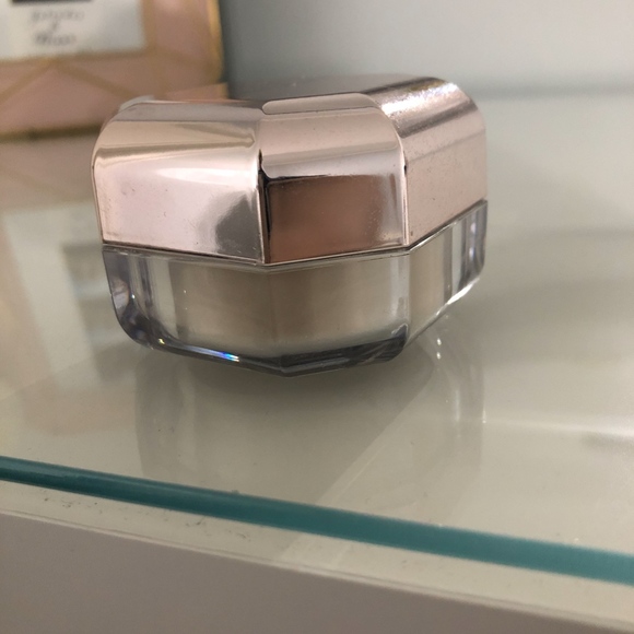 FENTY BEAUTY BY RIHANNA Pro Filt'r Setting Powder - Picture 2 of 3
